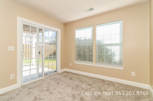 Building Photo - 9034 Parlor Dr