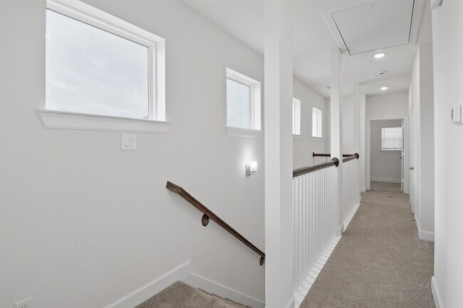 Building Photo - 11404 Irish River Dr