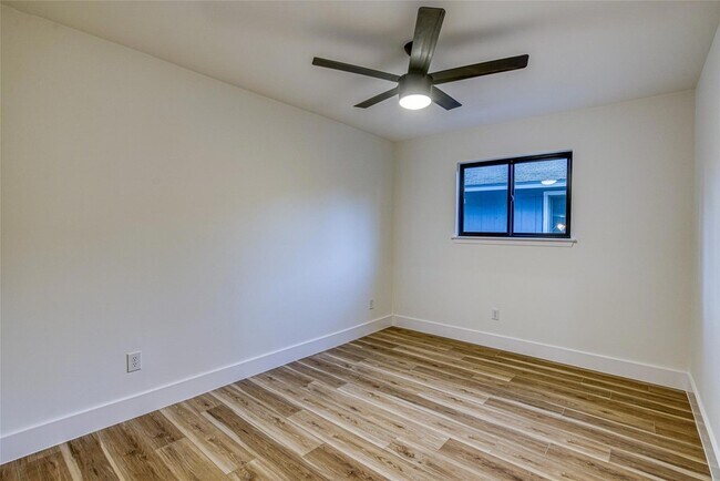 Building Photo - 13126 Mill Stone Dr