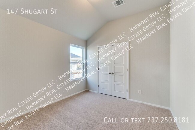 Building Photo - 147 Shugart St