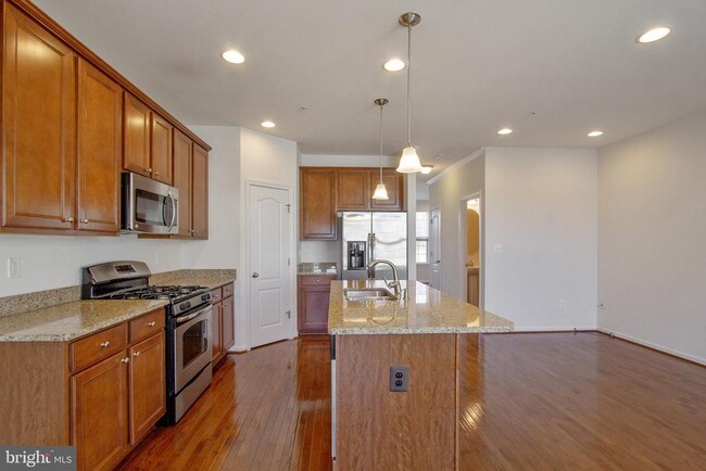 Building Photo - 2564 Cherry Tree Rd