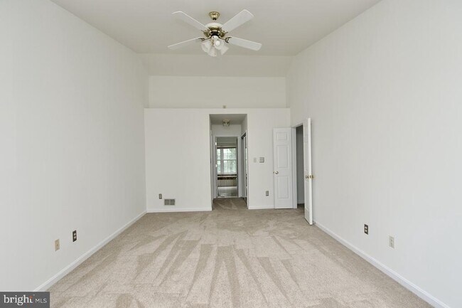 Building Photo - 8614 Oak Chase Cir