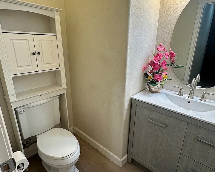 Building Photo - 2052 Twin Creeks Pl