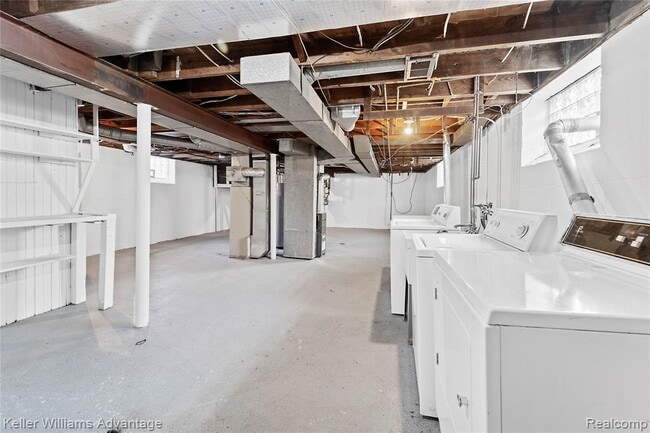 Building Photo - 1524 Cicotte Ave