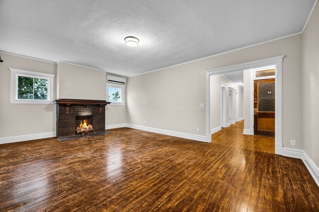 Floorplan - 107 NE Roanoke Ave