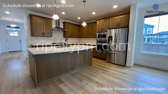 Building Photo - 3928 SE 77th Ave