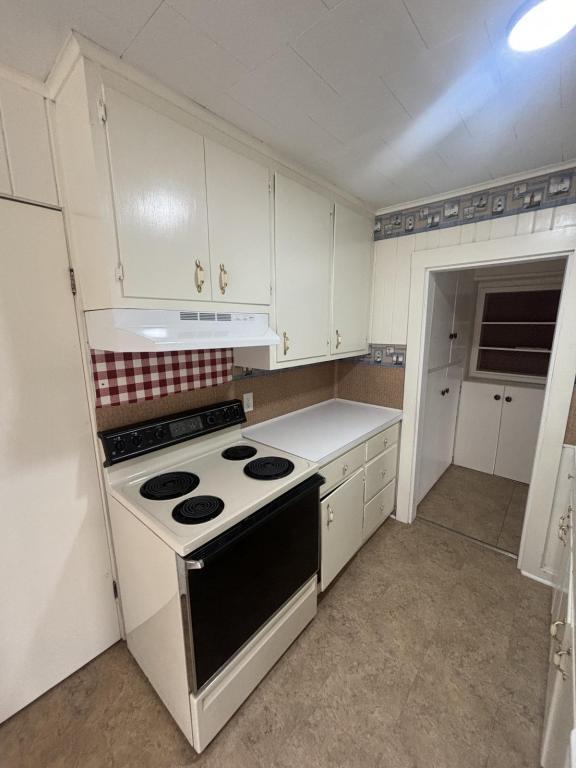 Building Photo - 1527 Cranfield Rd