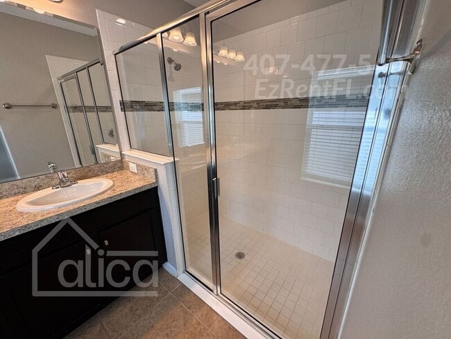 Building Photo - 426 Kestrel Dr