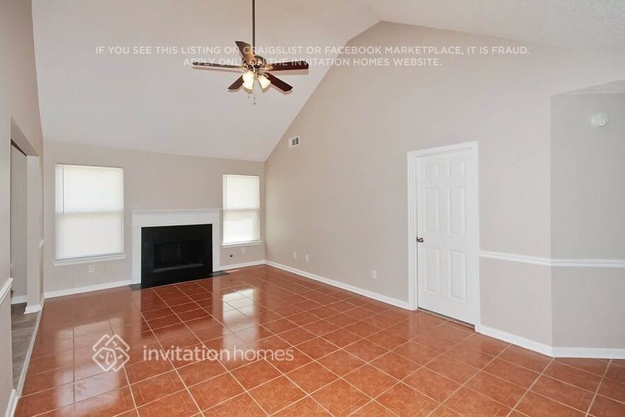 Building Photo - 4937 Bryant Dr