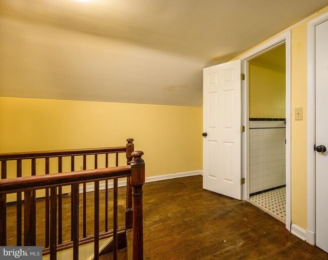 Building Photo - 6007 Bradley Ln
