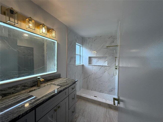 Building Photo - 2416 Hounds Trail