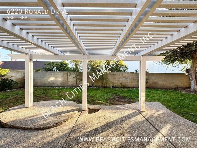 Building Photo - 6220 Ronald Dr