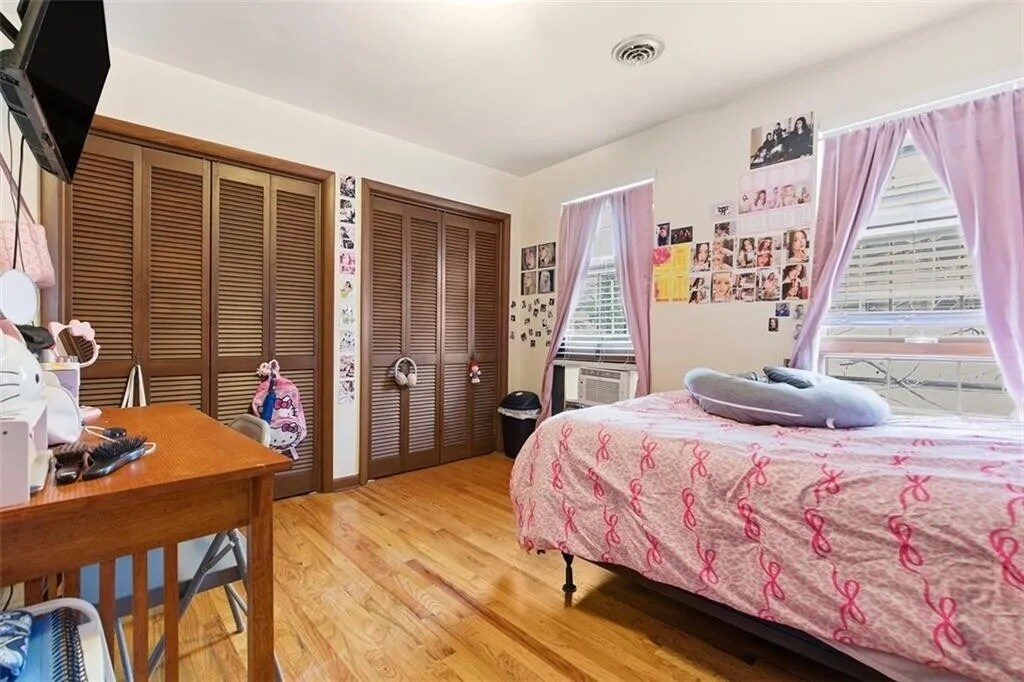 Building Photo - 100 S 12th St