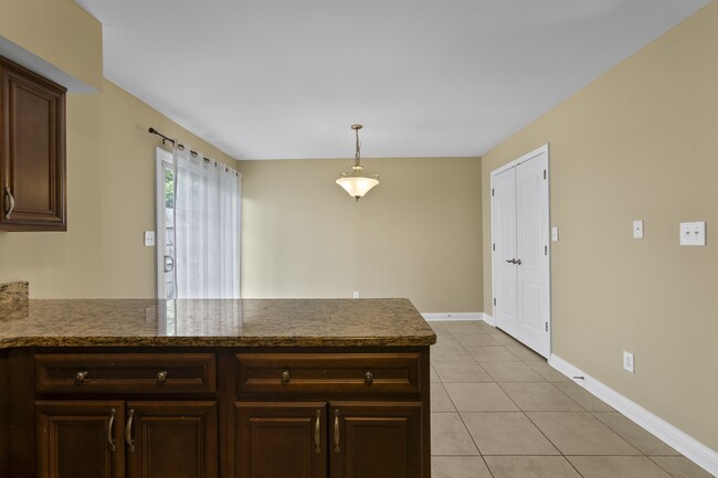 Building Photo - 149 Regency Point Path