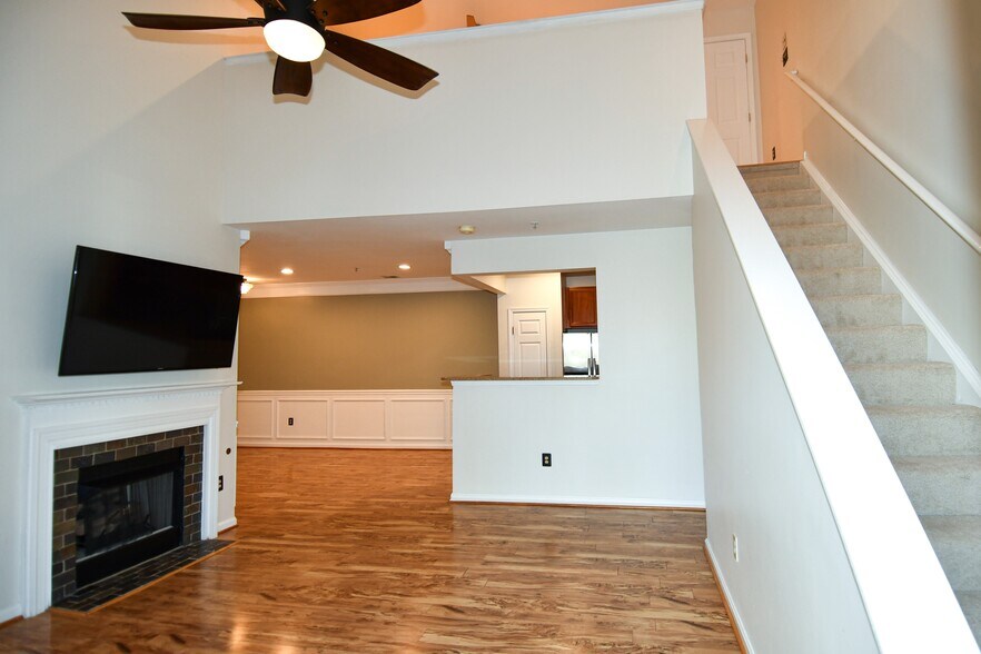 Building Photo - 11322 Westbrook Mill Ln