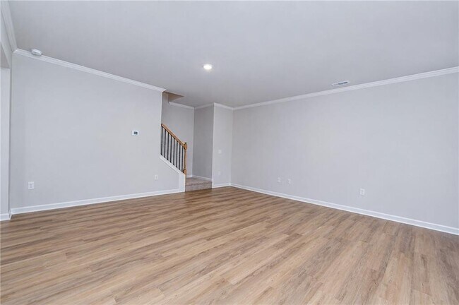 Building Photo - 24 Berryville Dr