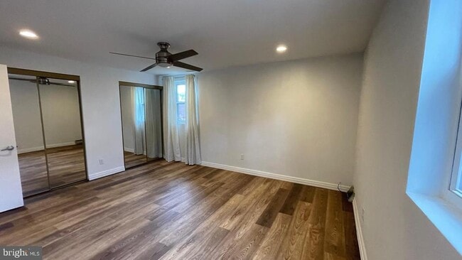 Building Photo - 324 Avon St