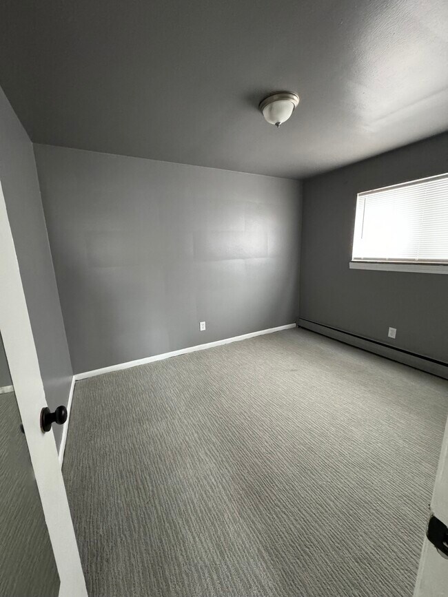 Building Photo - 7464 Southfield Fwy