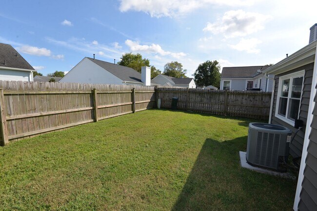 Building Photo - 1269 Brahms Dr