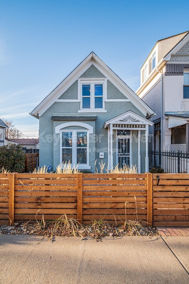 Building Photo - 3033 Welton St