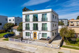 Building Photo - 11435 Cumpston St