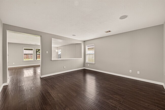 Building Photo - 18302 Walden Gate Ln