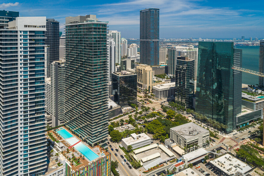 Building Photo - 1300 S Miami Ave