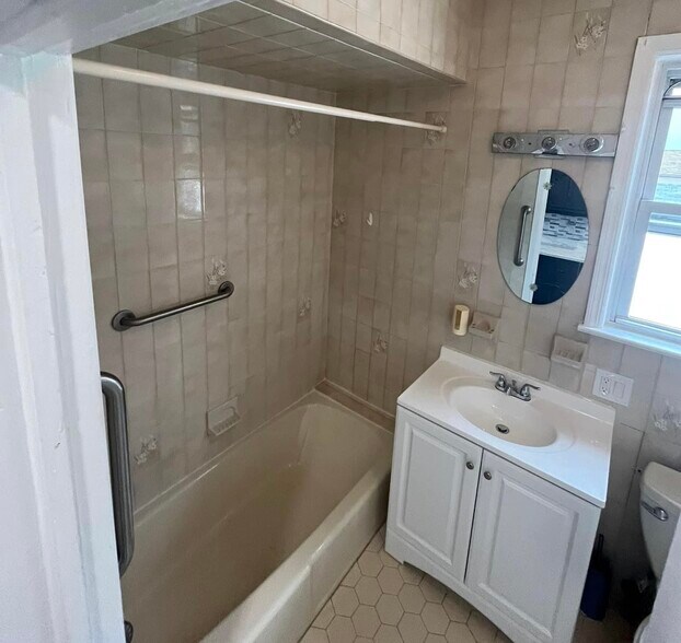 Building Photo - 59 Sherman Plz