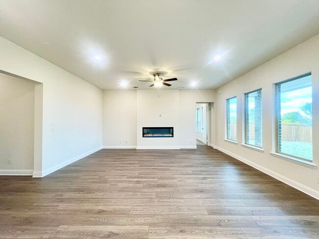 Building Photo - 1632 Estivella Dr