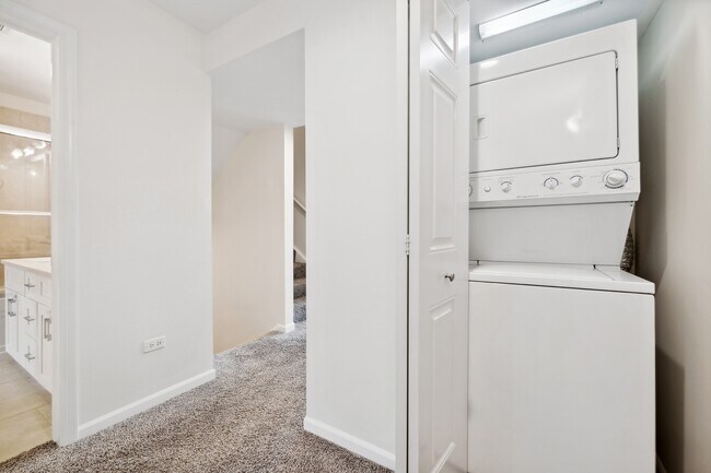 Building Photo - 1816 N Spaulding Ave