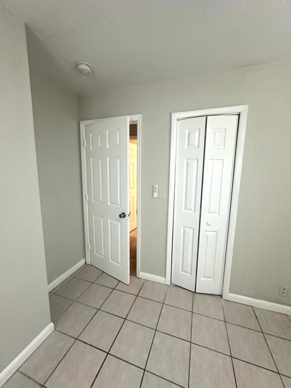 Building Photo - 8125 Winged Foot Dr