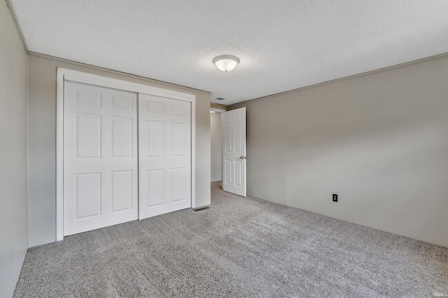 Building Photo - 2317 S 275 E