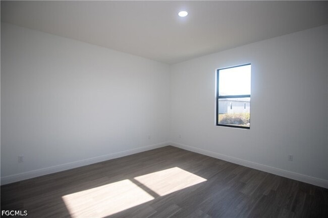 Building Photo - 9004 Justice Cir