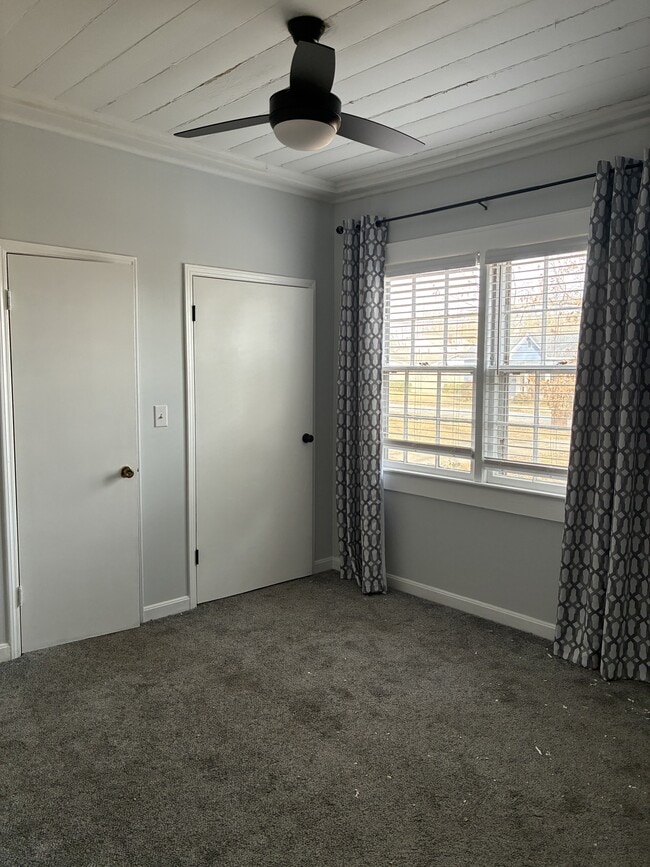 Building Photo - 3348 N Pitt St