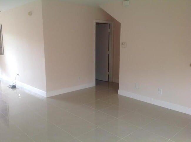 Building Photo - 1803 Wharf Ln