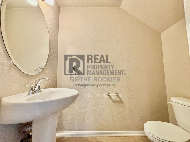 Building Photo - 1693 Grand Ave