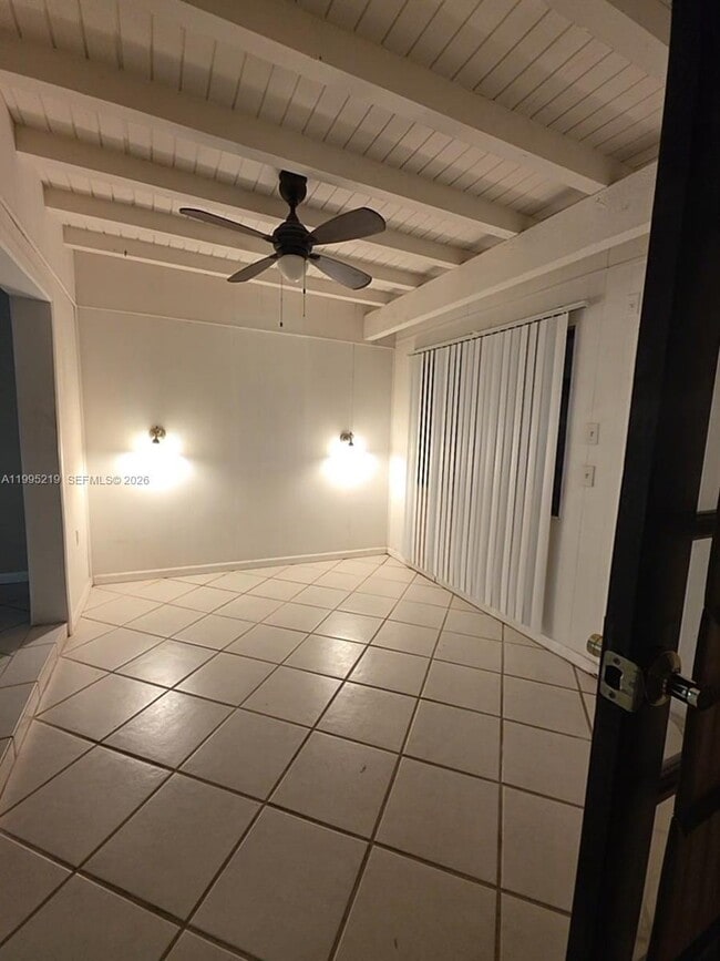 Building Photo - 1752 NW 74th Ave