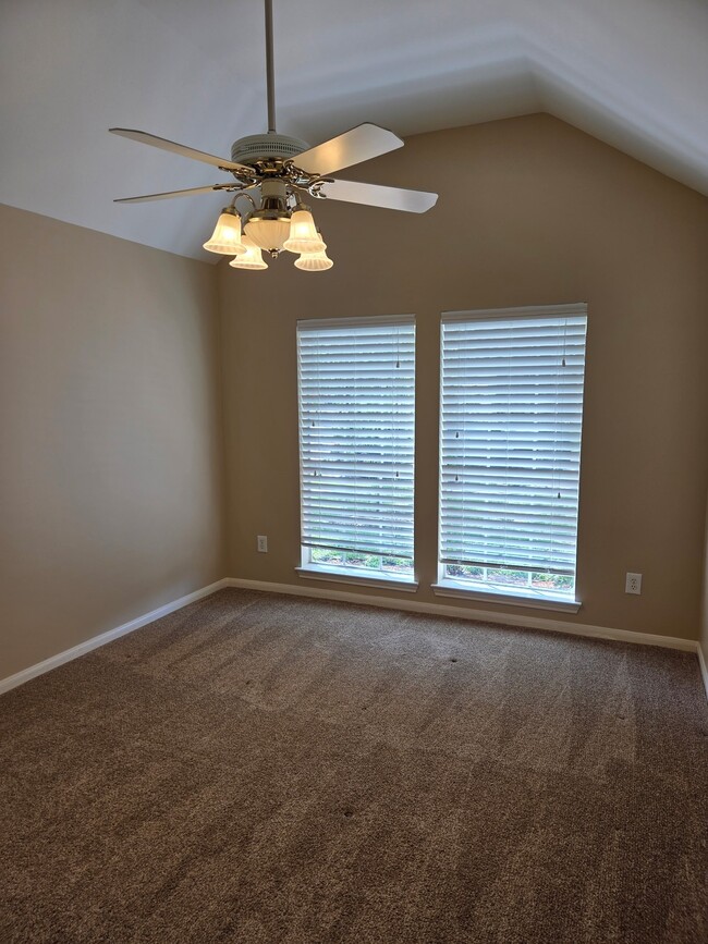 Building Photo - 106 Palm Castle Ct