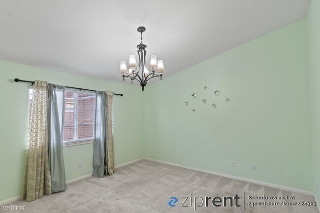 Building Photo - 4 br, 2.5 bath House - 2168 Esperanca Aven...