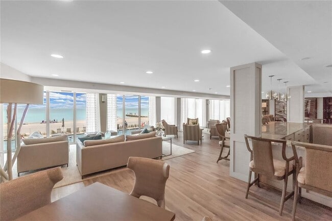 Building Photo - 2301 Gulf of Mexico Dr