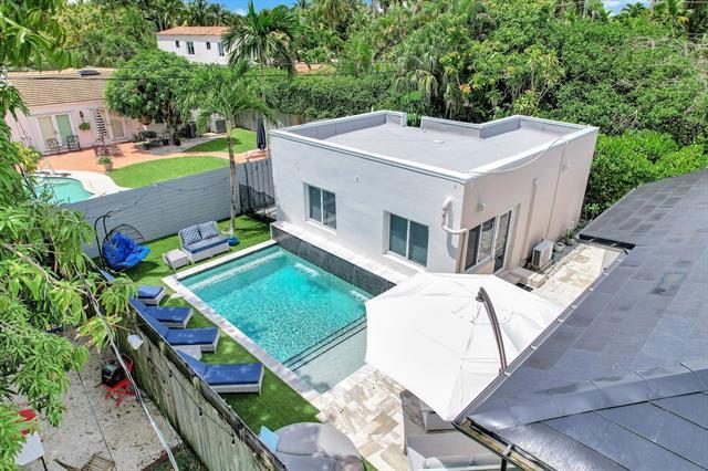 Building Photo - 1210 Biarritz Dr
