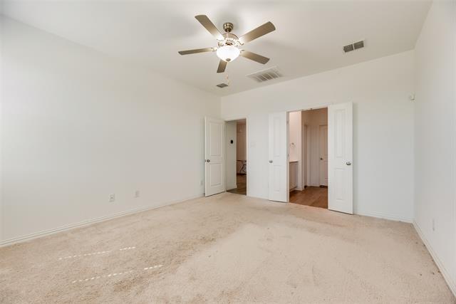 Building Photo - 7904 Blue Heron Ln