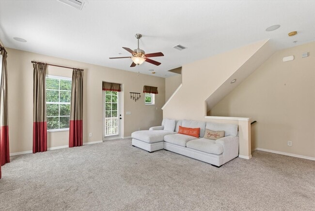 Building Photo - 964 Sombra St