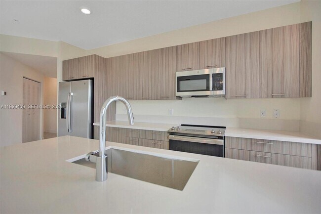Building Photo - 8265 NW 41st St