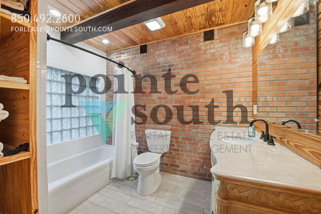 Building Photo - 27522 Burkhardt Dr