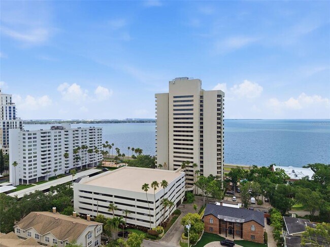 Building Photo - 2413 Bayshore Blvd