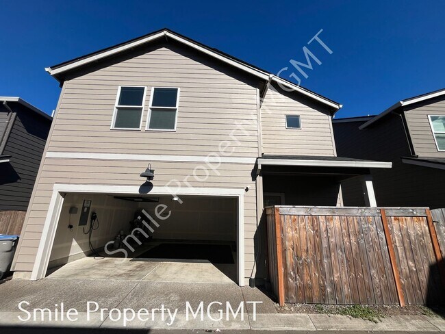 Building Photo - 14611 SW 78th Ave