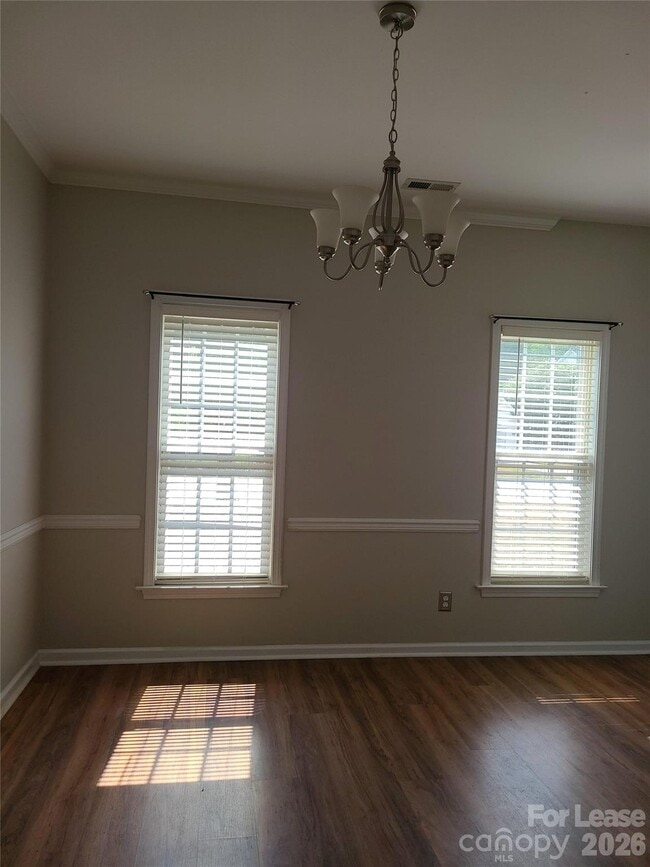 Building Photo - 9509 Mitchell Glen Dr