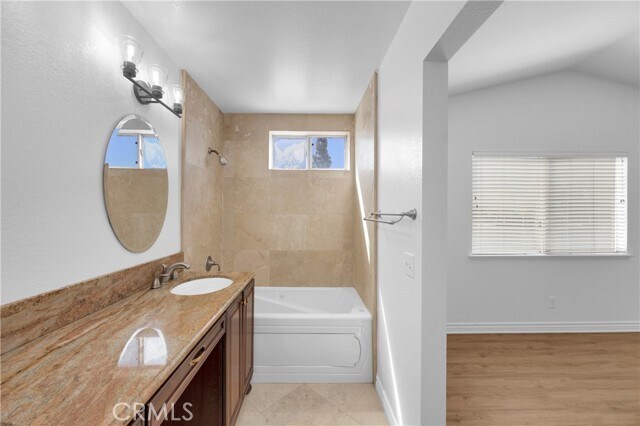 Building Photo - 1614 E Sedona Dr