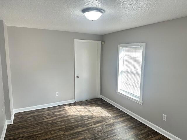 Building Photo - 745 E Henderson Dr